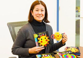 あかちゃんの目が認識できるは２色だけ!?　発達をうながす絵本のしかけ