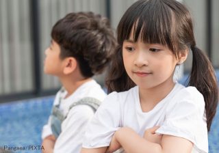 公園でお友だちとケンカしたとき…人前での言い聞かせ