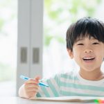 勉強する子ども