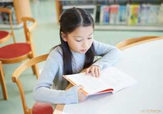 子どもに「戦争」をどう伝える？ 答えに詰まる前に読みたい“大人も学べる”平和の本15選