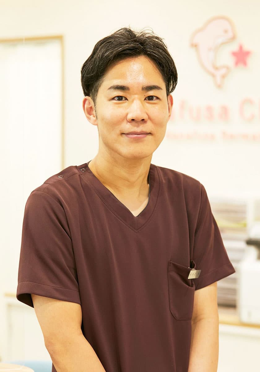 花房崇明(はなふさ・たかあき)