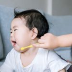 歯磨きを嫌がる赤ちゃん