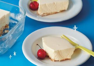火も包丁も使わない！「冷やすだけレアチーズケーキ」のお手軽レシピ