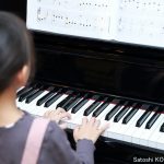「習い事が多いとかわいそう」は時代遅れ? 7つ8つの習い事でも笑顔でこなす子の特徴