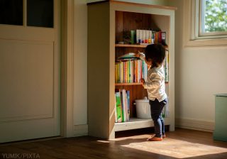 2030年導入決定…研究で見えた『デジタル教科書』の問題点とは？ 言語学者が考察する紙との差