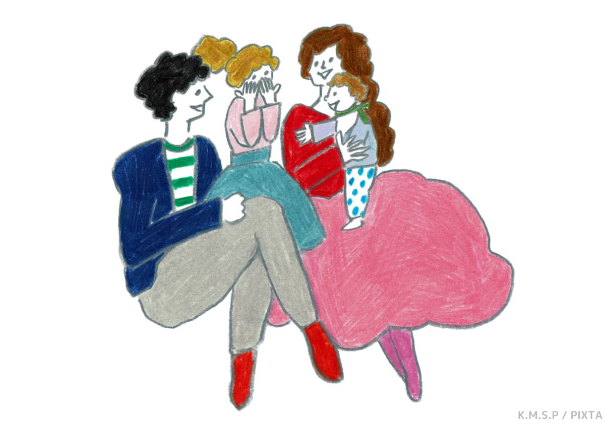 4人家族のイラスト