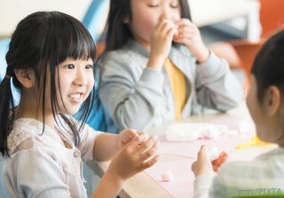 幼児期に漢字に触れるメリットは？ 人気園園長が解説する驚きの効果