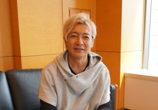 50歳になったつるの剛士が振り返る、 批判殺到した「あの頃の育休」の話