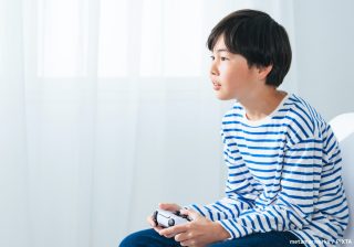 「不登校だけど人と話したい」　オンラインゲームとフリースペースで見つけた自分の居場所