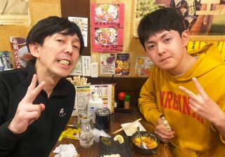 「4年間ママと会話しない息子」とM-1に出場した父　2丁拳銃・小堀さんがたどりついた“思春期の見守り方”【後編】