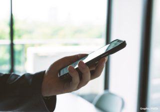 ネットの嘘を見抜くには？ スマホデビュー前に教えたい「事実」と「意見」の見分け方