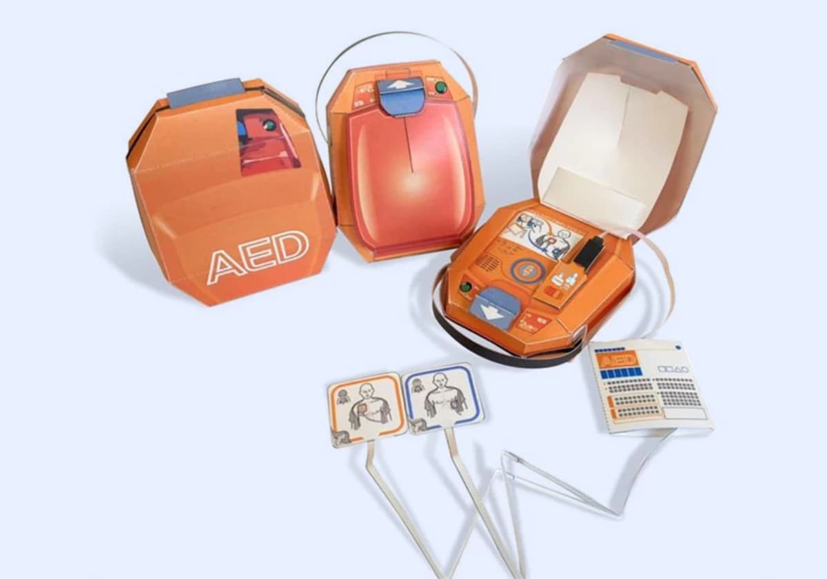 ペーパークラフトAED