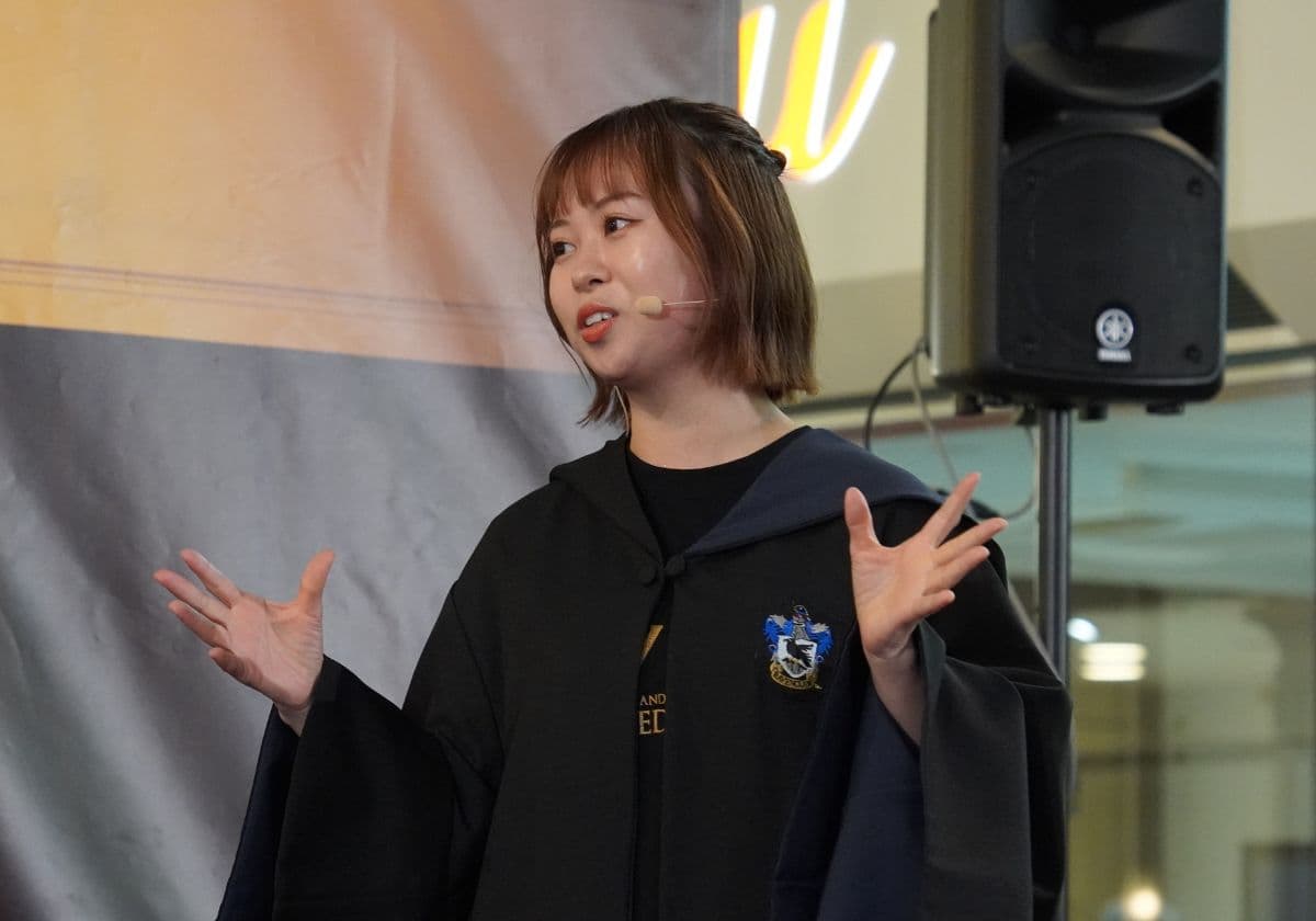 嘆きのマ―トル役　出口稚子さん