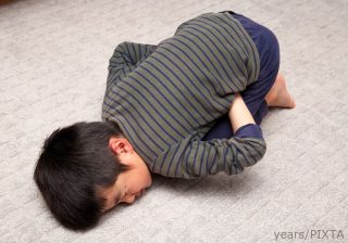 「ただの腹痛」との見分け方は？ 男の子を襲う激痛・精巣捻転から救う“6時間のタイムリミット”