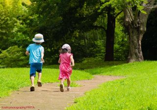 発達指数より発達年齢を見て…兄妹同時に検査を受けた日、数字の呪縛から救った「心理士の言葉」（「もしかしてうちの子、発達障害!?」第31話）