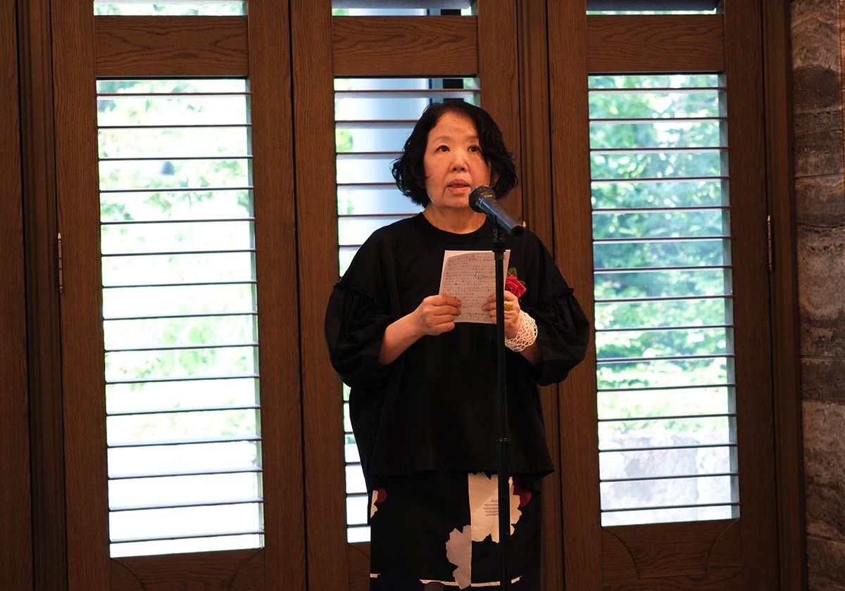 松成真理子
