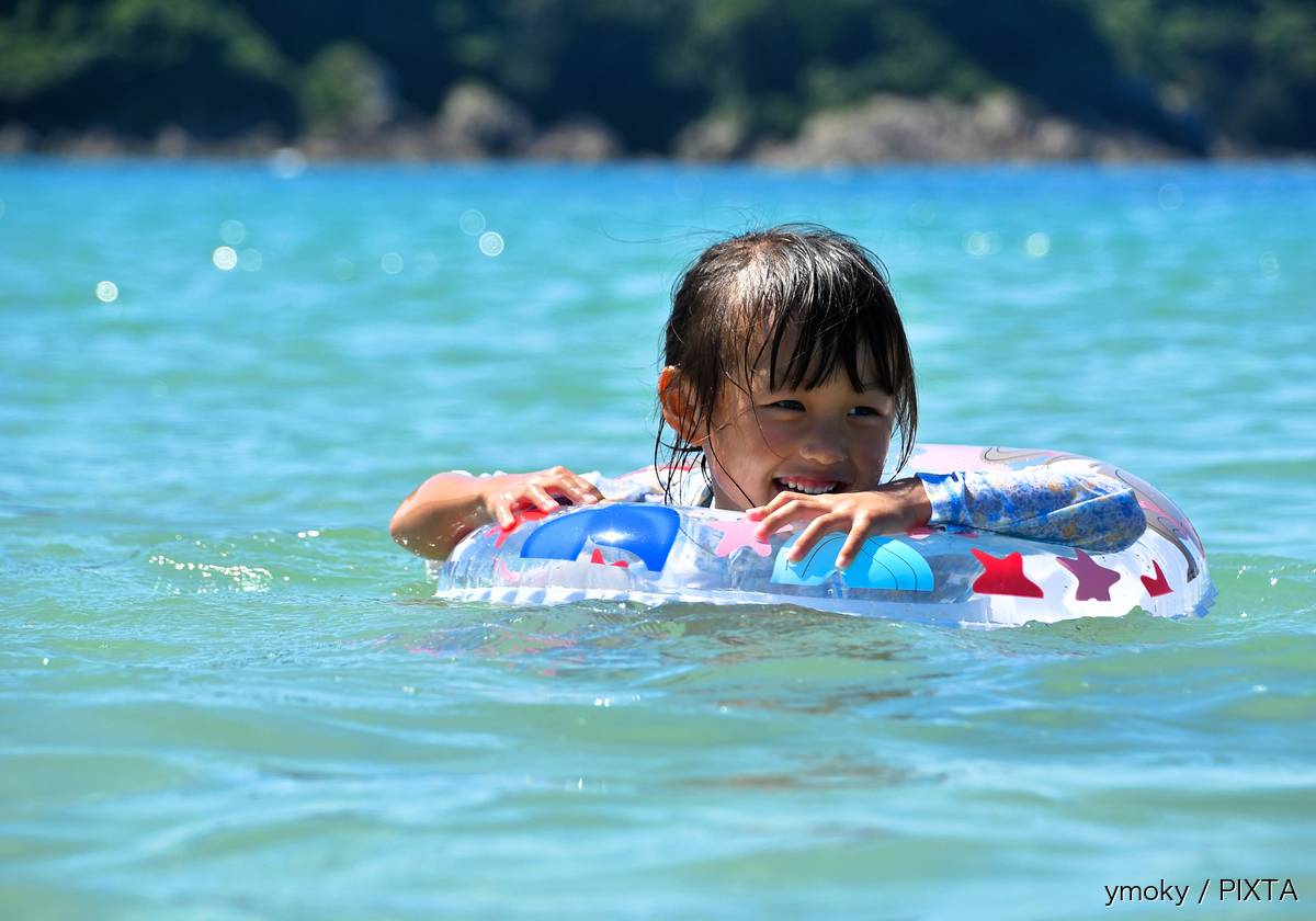 浮き輪のまま転覆、砂で火傷も...夏休み前に親が知るべき海のヒヤリハットの画像2