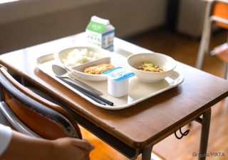 家では普通に食べるのに給食だけ残す息子…母親が気づいた「好き嫌い」でも「わがまま」でもない理由