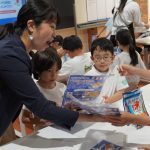 「氷みぞれつゆ®で学ぶ ひんやり自由研究教室」の様子