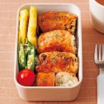 『学童弁当 月~金の5日間×6週間、30日分のマラソンレシピ』より