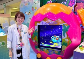 たまごっちが昨年一番売れたおもちゃに！ 開発者が語る、初代から変わらない「手がかかる魅力」